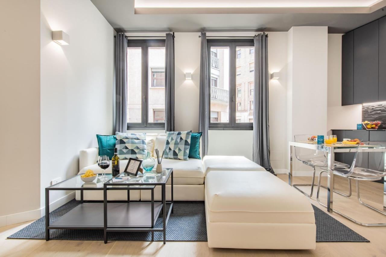 Sweett- Duomo Apartment มิลาน ภายนอก รูปภาพ