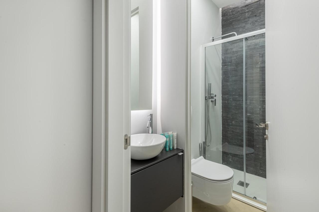 Sweett- Duomo Apartment มิลาน ภายนอก รูปภาพ